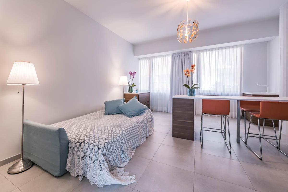 Апартаменты Le Residenze Di Don Nino Лечче Экстерьер фото